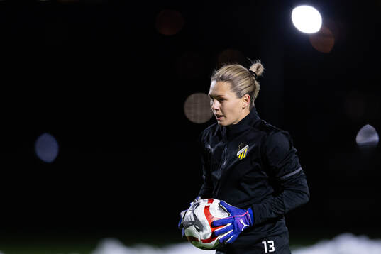 Häckens målvakt Jennifer Falk