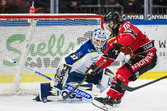 Leksands målvakt Jakob Hellsten och Luleås Einar