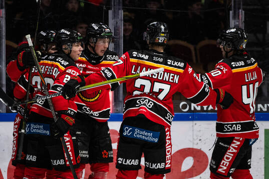 Luleås Jonas Berglund jublar