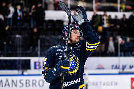 Södertäljes Viktor Liljegren deppar