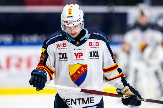 Djurgårdens Jonathan Tychonick deppar