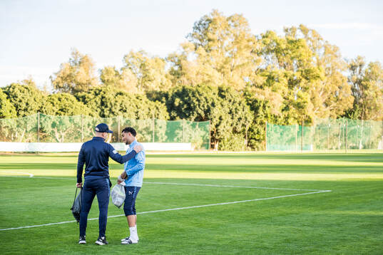 Malmö FFs tränare Henrik Rydström och Sergio Pena