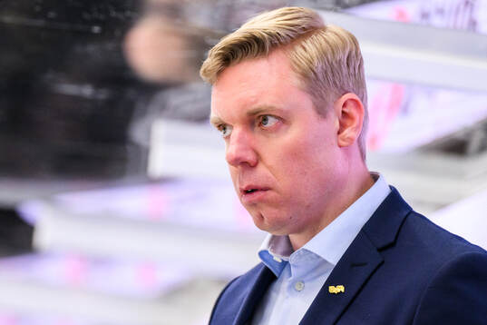 HV71s tränare Anton Blomqvist