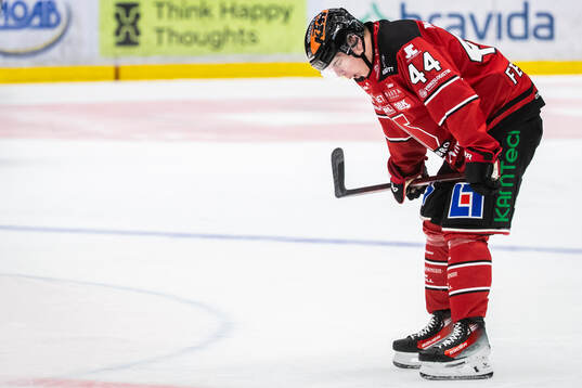 Örebros Melvin Fernström deppar