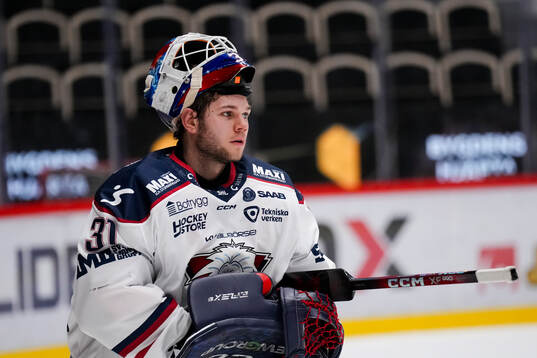 Linköpings målvakt Jesper Myrenberg jublar