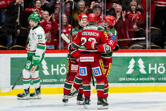 Modos Victor Berglund jublar