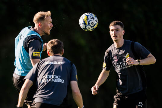 Häckens Mikkel Rygaard Jensen och Nikola Zecevic