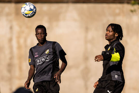 Häckens John Paul Dembe och Jeremy Agbonifo
