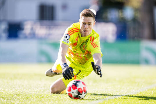 Goalkeeper Peter Vindahl of Sparta Prag