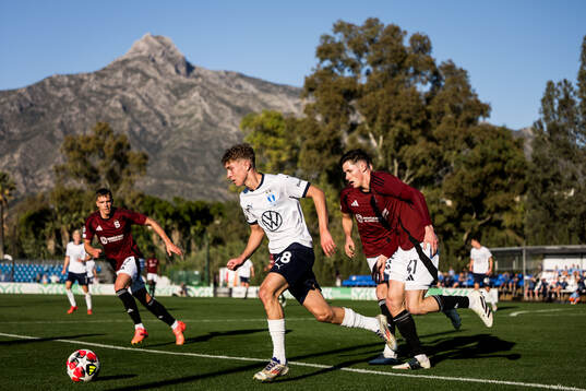 Bläddra bland fler bilder av Football, Friendly match, Malmö FF - Sparta Prag