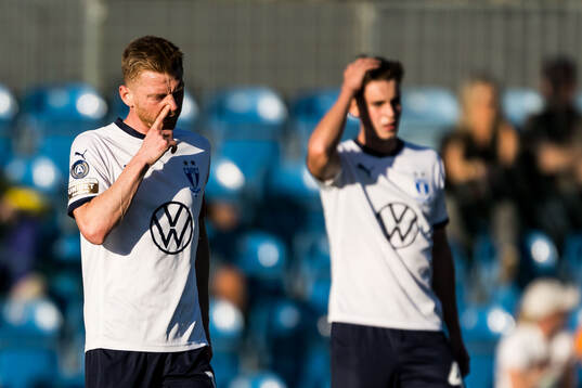 Anders Christiansen of Malmö FF looks dejected