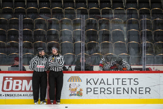 Linjemän Oskar Långström och Tony Rundström