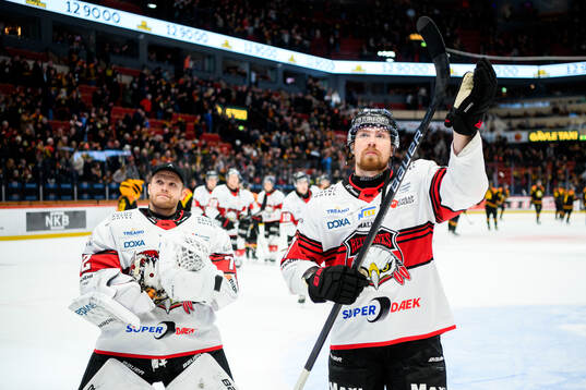 Malmö Redhawks målvakt Daniel Marmenlind och Johan
