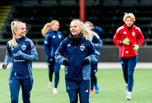Rosengårds Emilie Woldvik och Molly Johansson