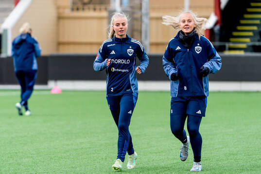 Rosengårds Emilie Woldvik och Molly Johansson
