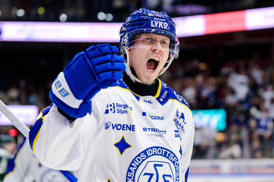 Leksands Joonas Lyytinen jublar