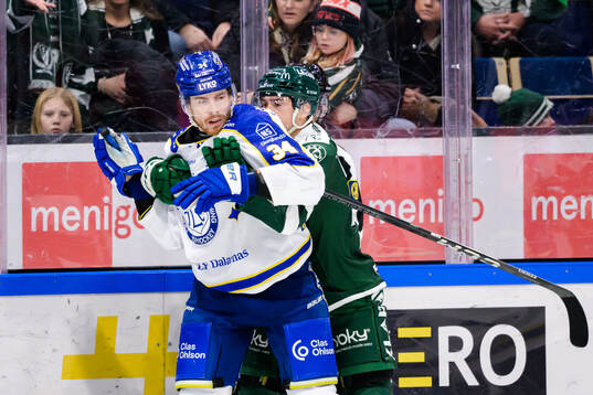 Leksands Peter Cehlarik och Färjestads David Tomasek