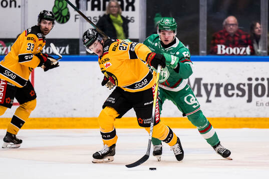 Luleås Oskari Laaksonen och Rögles Felix Nilsson