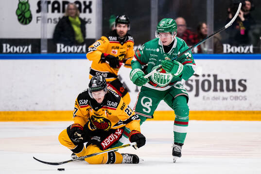 Luleås Oskari Laaksonen och Rögles Felix Nilsson