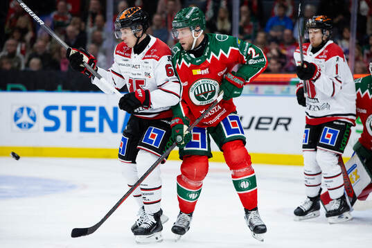 Örebros Robert Leino och Frölundas Christian Folin