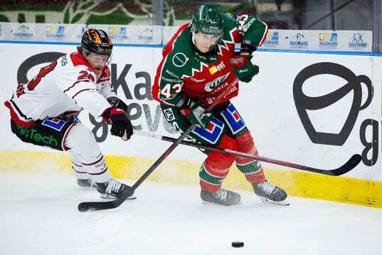 Örebros Linus Arnesson och Frölundas Tom Nilsson