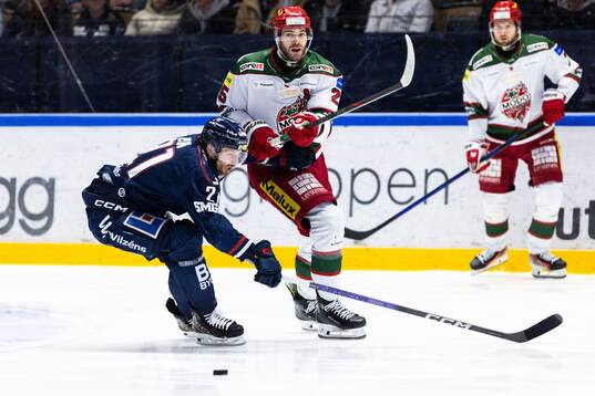Linköpings Christoffer Ehn och Modos Sam Vigneault