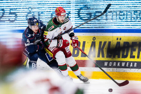 Linköpings Oscar Lawner och Modos David Rundblad