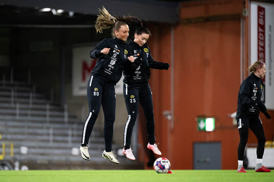 Stina Jensen och Izabella Bergström