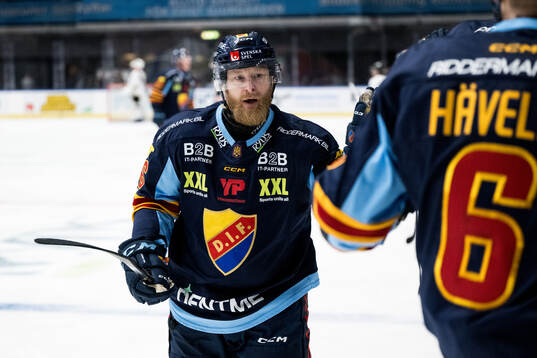 Djurgårdens Linus Klasen jublar