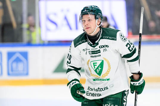 Färjestads Oskar Steen jublar