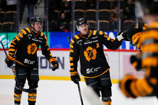Skellefteås Pär Lindholm jublar
