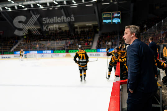 Skellefteås assisterande tränare Pontus Petterström