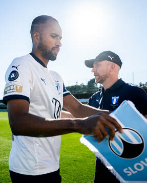Isaac Kiese Thelin and head coach Henrik Rydström of