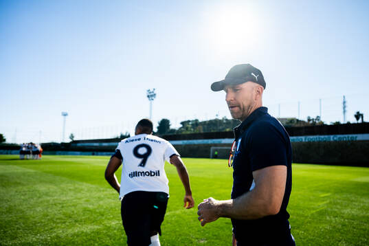 Isaac Kiese Thelin and head coach Henrik Rydström of