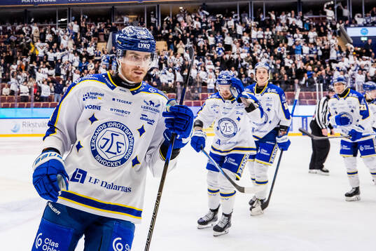 Leksands Peter Cehlarik jublar