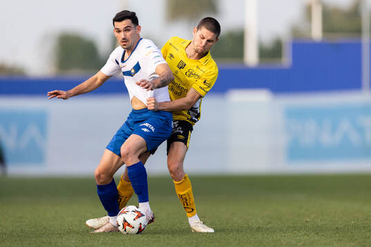 Ravve Assayag of FKS Stal Mielec and Rasmus Wikström of