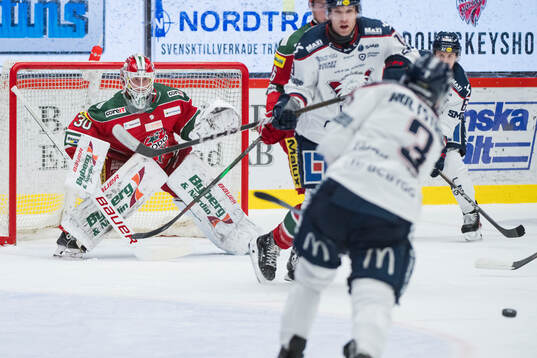Linköpings Linus Hultström gör 7-5 bakom Modos målvakt