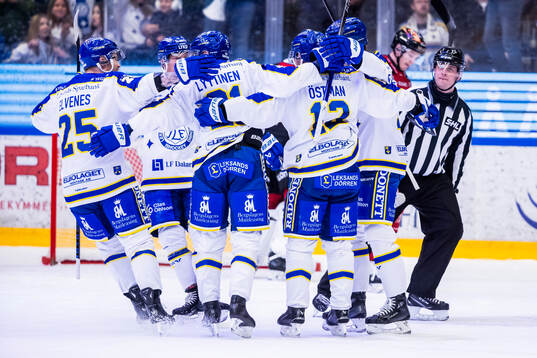 Leksands spelarna jublar