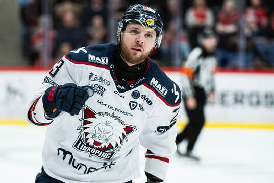 Linköpings Robin Kovacs jublar