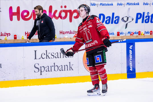 Örebros Melvin Fernström deppar
