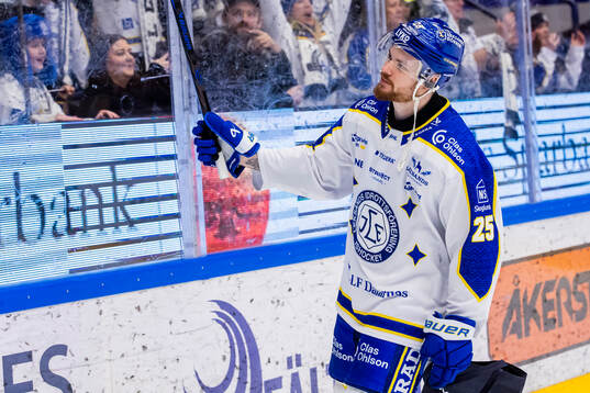 Leksands Lucas Elvenes jublar