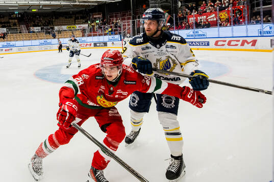 Moras Gabriel Säll och Södertäljes Viktor Grahn