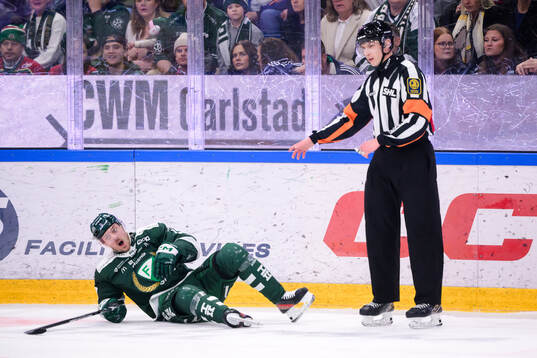 Färjestads Joel Kellman har ont
