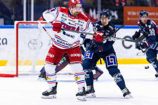 Timrås Anton Lander och Linköpings Nicholas Shore