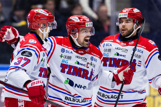 Timrås Anton Lander jublar