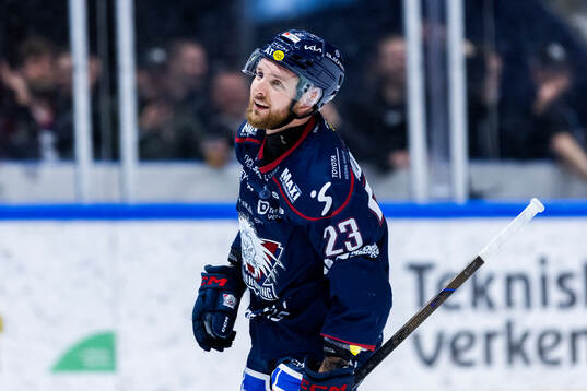 Linköpings Robin Kovacs jublar