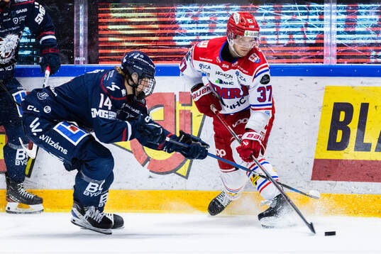 Linköpings Eddie Genborg och Timrås Kristian Näkyvä