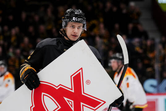 Skellefteås Valter Lindberg jublar