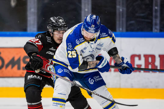 Malmö Redhawks Henrik Haapala och Leksands Lucas Elvenes