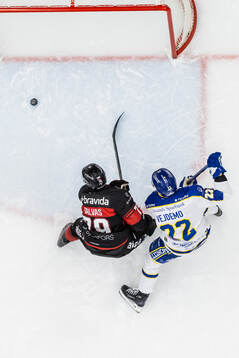 Malmö Redhawks Jakub Galvas och Leksands Lukas Vejdemo